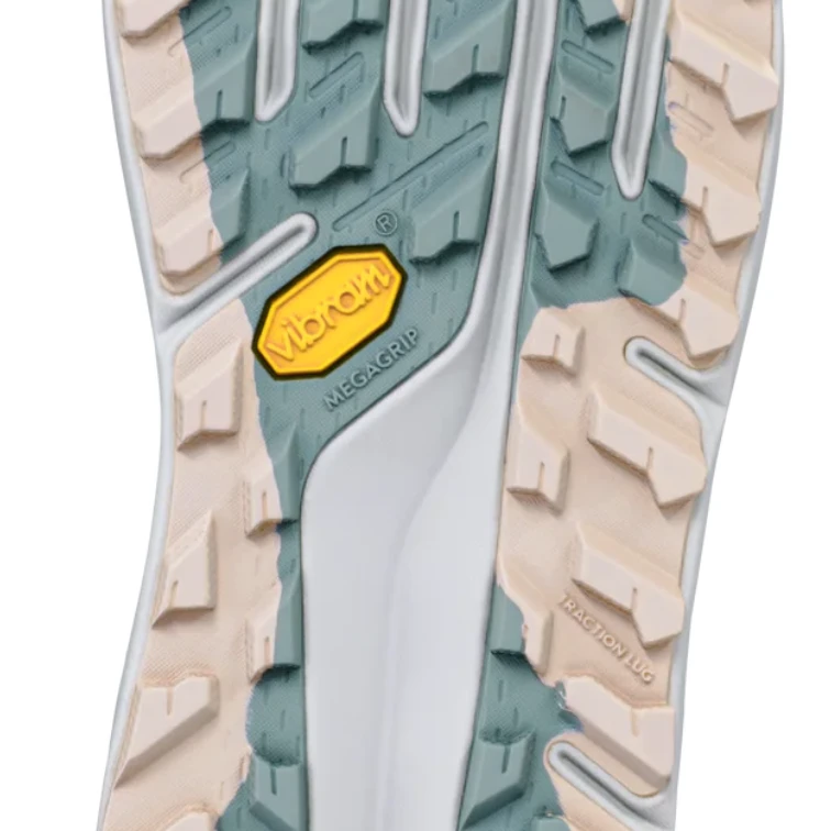 Đế Vibram® Megagrip và TractionLug™ với cấu trúc gai mới